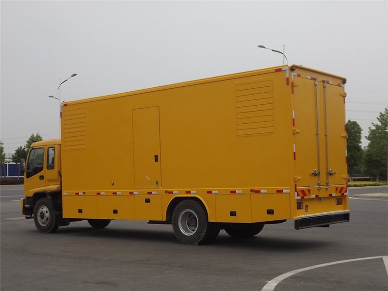 襄阳发电车租赁-柴油发电机组的清污方法怎么选用才正确