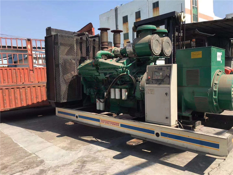 襄阳如何判断柴油发电机组的机油温度是否达到了合适的预热温度？